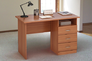 Классический письменный стол