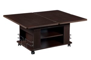 Особенность стола - рычажный механизм подъема