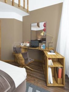 Письменный стол в современной спальни, из массива дерева с угловым вложением