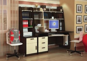 Стол под компьютер