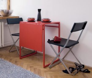 Выбираем стол для маленькой кухни