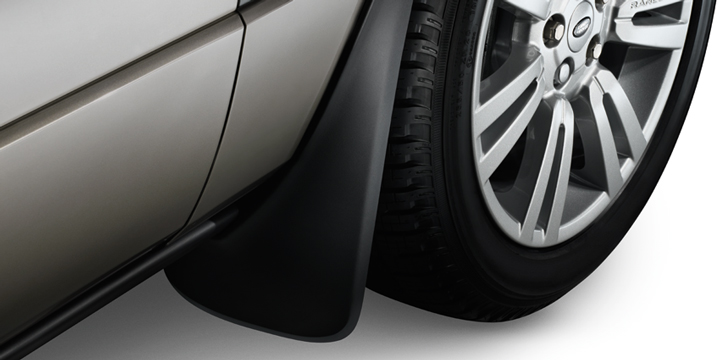 Из чего изготавливаются автомобильные брызговики